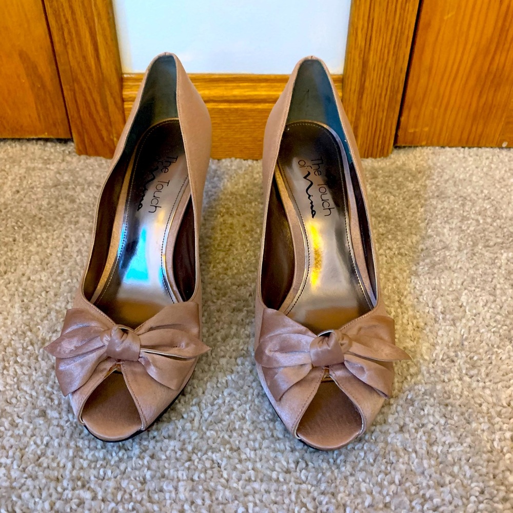Peep toe heels